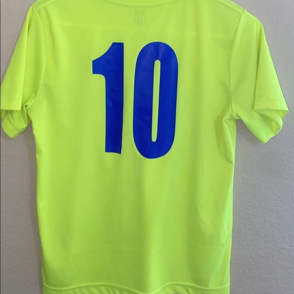 FC Barcelona Messi #10 Jersey Neon Yellow - Picture 2 of 3